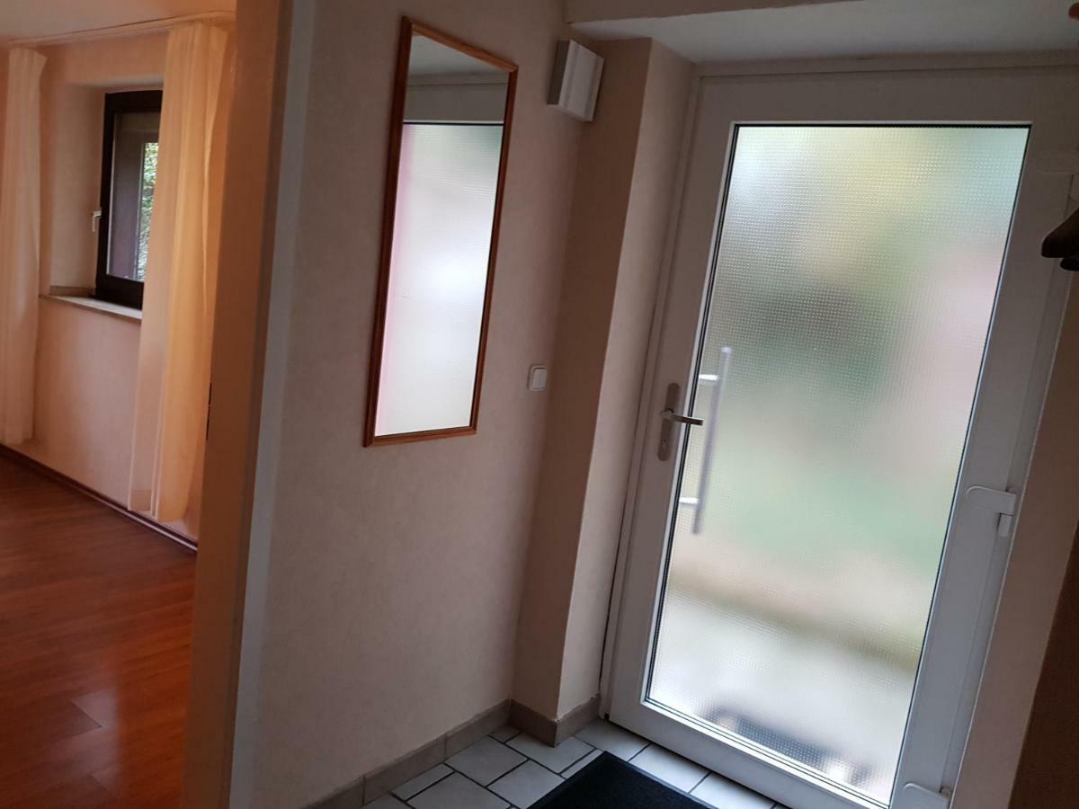 2 Zi-appartment Mit Gartennutzung * Bruehl (Rhineland)